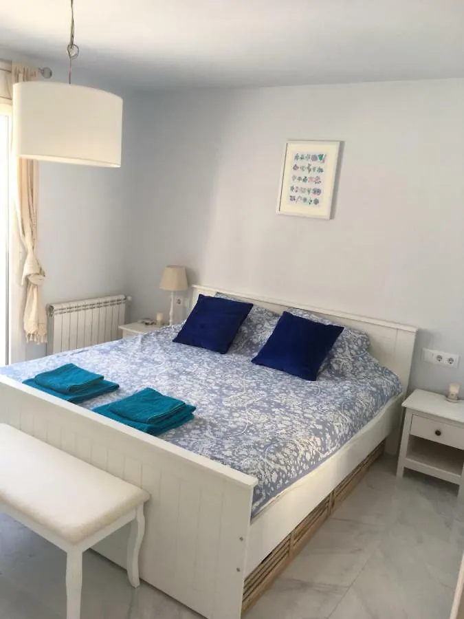 2 Bedroom Apartment In The Old Town, Close To The Beach L'Escala